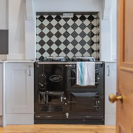 Hilltop At Hawkshead Hill *