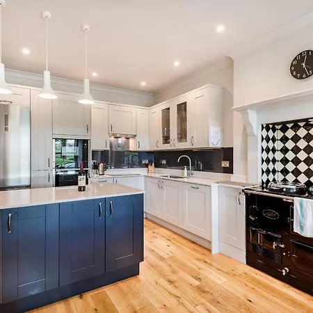 بيت للعطل Hilltop At Hawkshead Hill